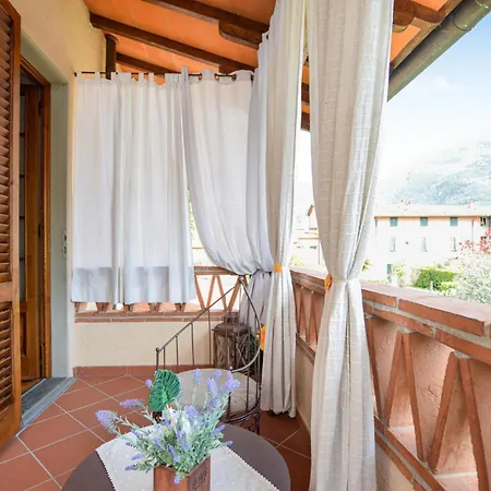 Casa Nonna Dora بيت للعطل *